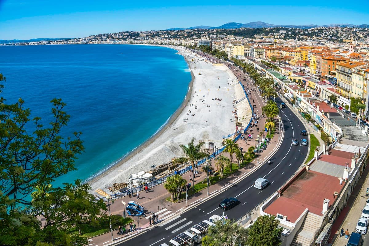 The Promenade des Anglais running along the beach in Nice