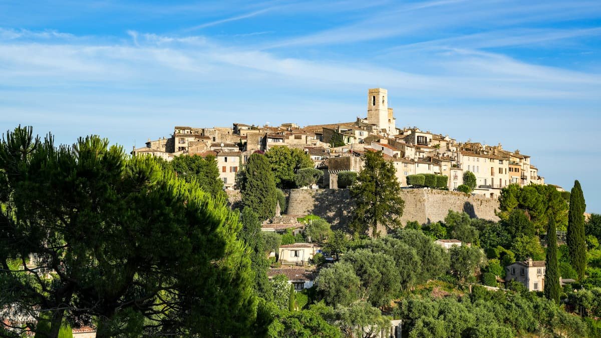 The walled village of Saint-Paul-de-Vence on its hilltop